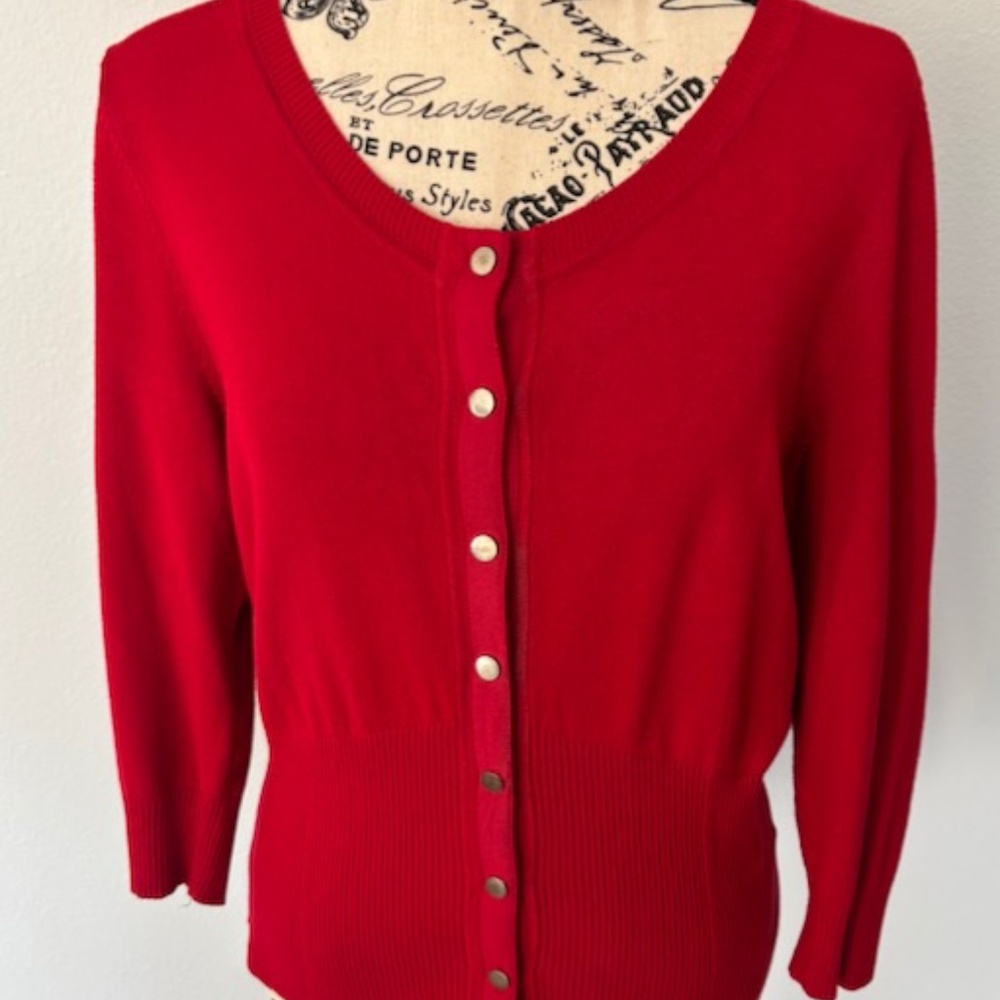 White House Black Market Women’s Red Solid Long Sleeve Cardigan Sweater Sz M